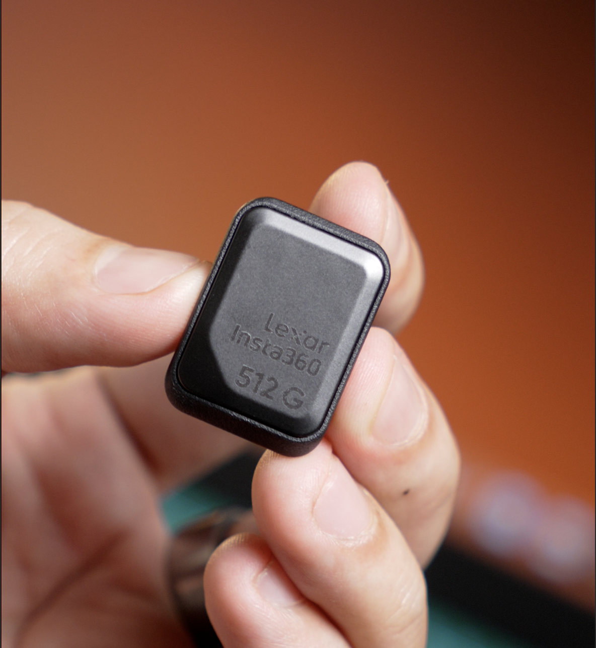 512GB SSD Quick Reader